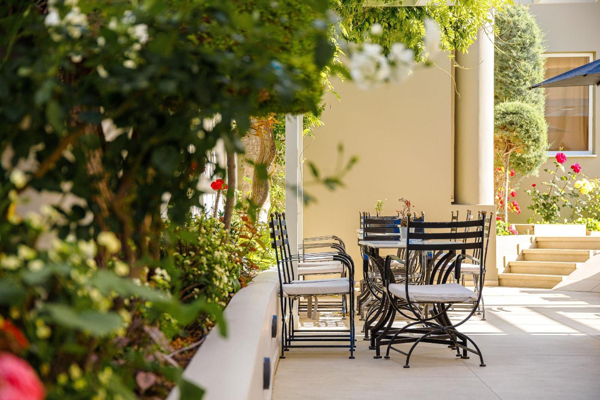 Creta Elena Aparthotel Chania  ภายนอก รูปภาพ